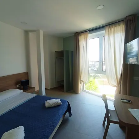 게스트하우스 Cali 3*